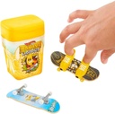 HOT WHEELS SKATE CAJA DE CHICLES CON 2 MONOPATINES HTP10 HVK79